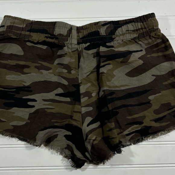 Express Camouflage Camo Shorts Raw Hem Womens Size Small Linen Drawstring - Picture 9 of 12